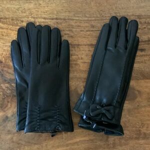 2 pairs Elegant Black Leather Gloves
